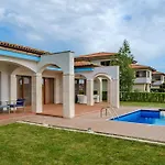 Villa At Lighthouse Golf By Parnas Estate *