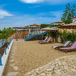 At Lighthouse Golf By Parnas Estate Villa *