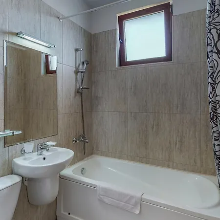 Villa At Lighthouse Golf By Parnas Estate *