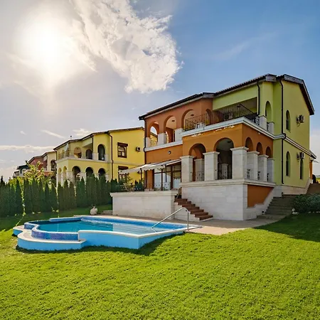 At Lighthouse Golf By Parnas Estate * Baltschik