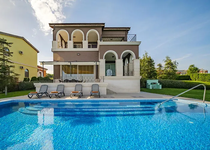 Villa At Lighthouse Golf By Parnas Estate Balchik